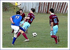 Z majstrovského futbalu II. triedy 15. kolo, ročn. 2010_2011: Rožňavské Bystré - Drnava 0:4 (0:2). Foto: P. Urban