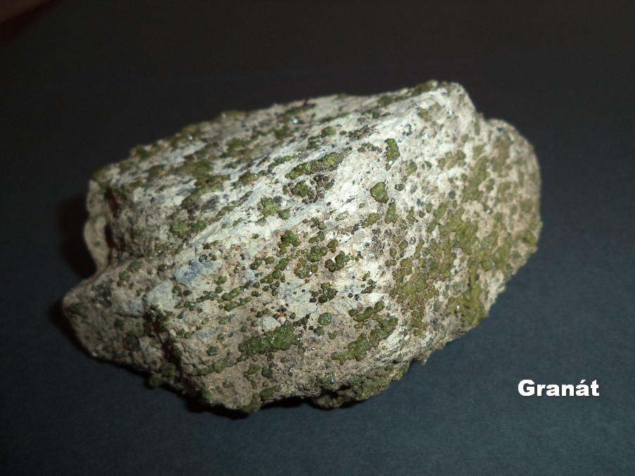 melczer Granát Grossular1 354 Dš výber