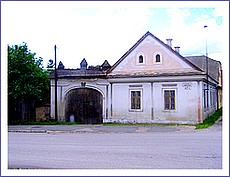 Revúca - stará škola na Ormisovej ulici. Foto: K. Žigo