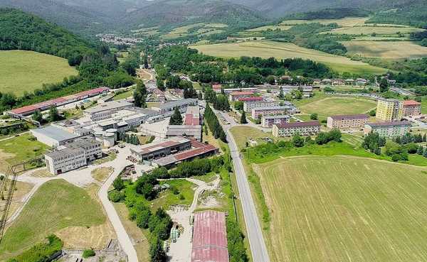 Slavošovce pred voľbami: rozhodnú chodníky, kanalizácia a budúcnosť papierne?