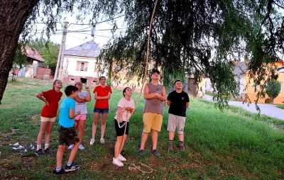 Noc na zbrojnici: Mladí hasiči zažili nočné dobrodružstvo
