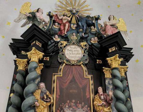 Vzácny neskorobarokový oltár v ev. a. v. kostole v Rožňavskom Bystrom