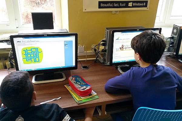 Zocháči súťažili v medzinárodnej informatickej súťaži iBobor