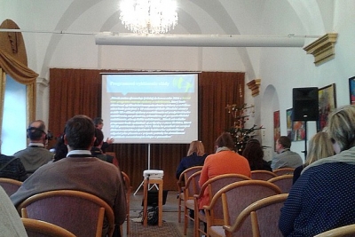 Problematiku ľudských práv je potrebné neustále pripomínať už od žiakov