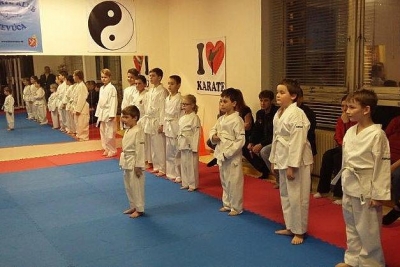Karate Klub Revúca zorganizoval pre svojich cvičencov skúšky technickej vyspelosti