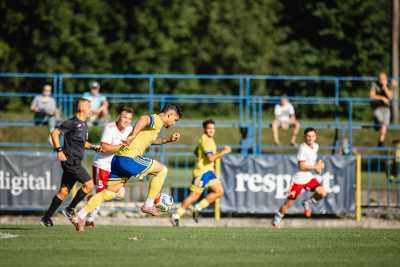 Zo sobotného futbalu MFK Rožňava - PWG Sokol Ľubotice 0:5.
