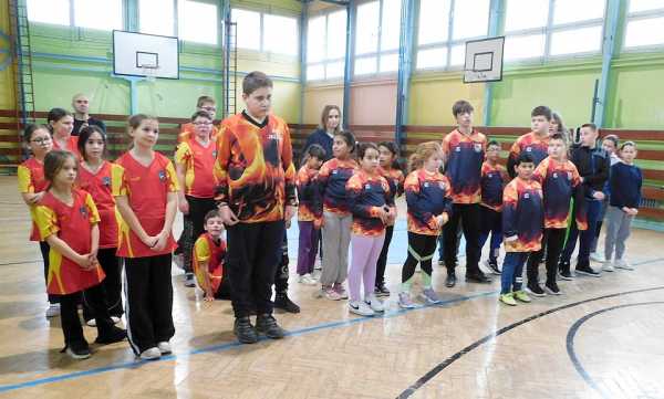 Zorganizovali prvé kolo halovej súťaže pre mladých hasičov revúckeho okresu